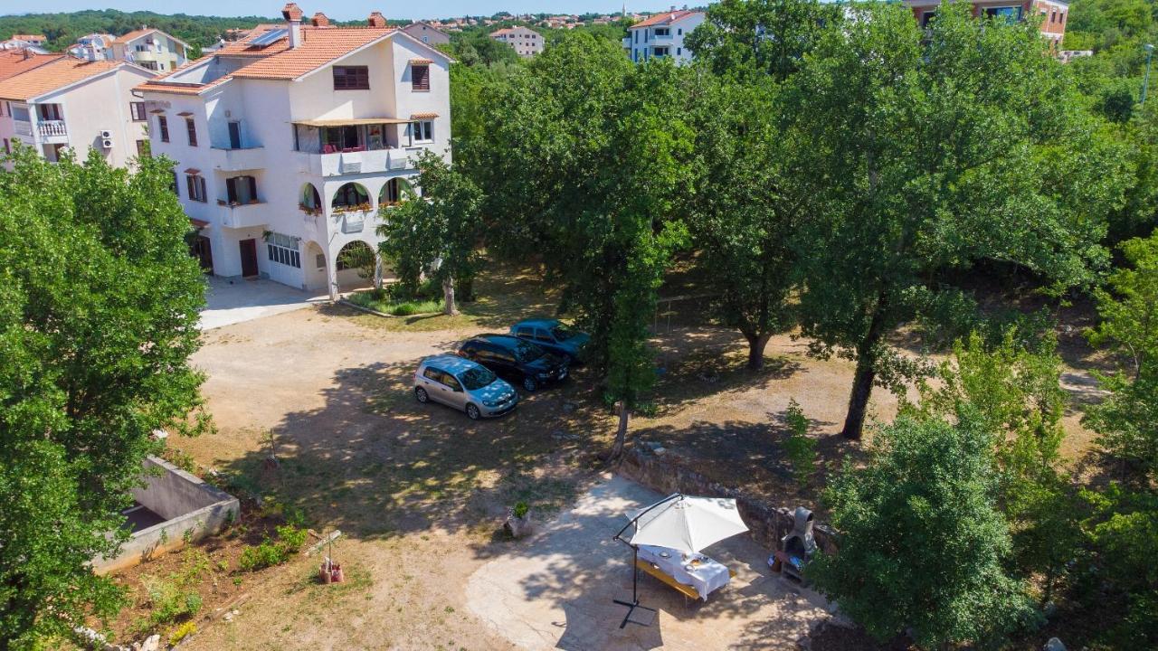 Apartman Mihael Malinska Zewnętrze zdjęcie