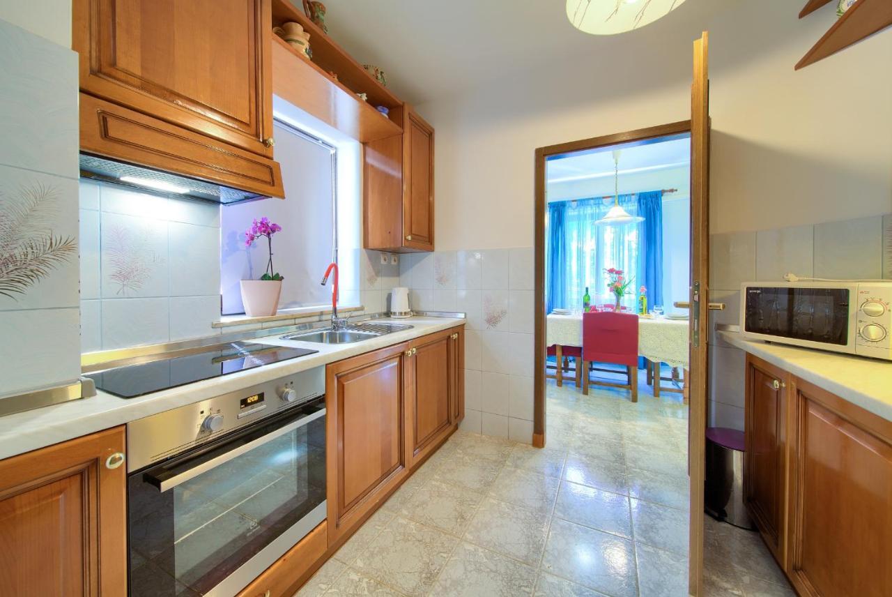 Apartman Mihael Malinska Zewnętrze zdjęcie